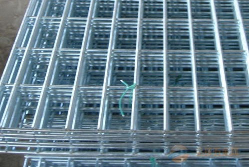 大豐地區各種孔徑焊接網片批發與護欄網排焊機應用指南